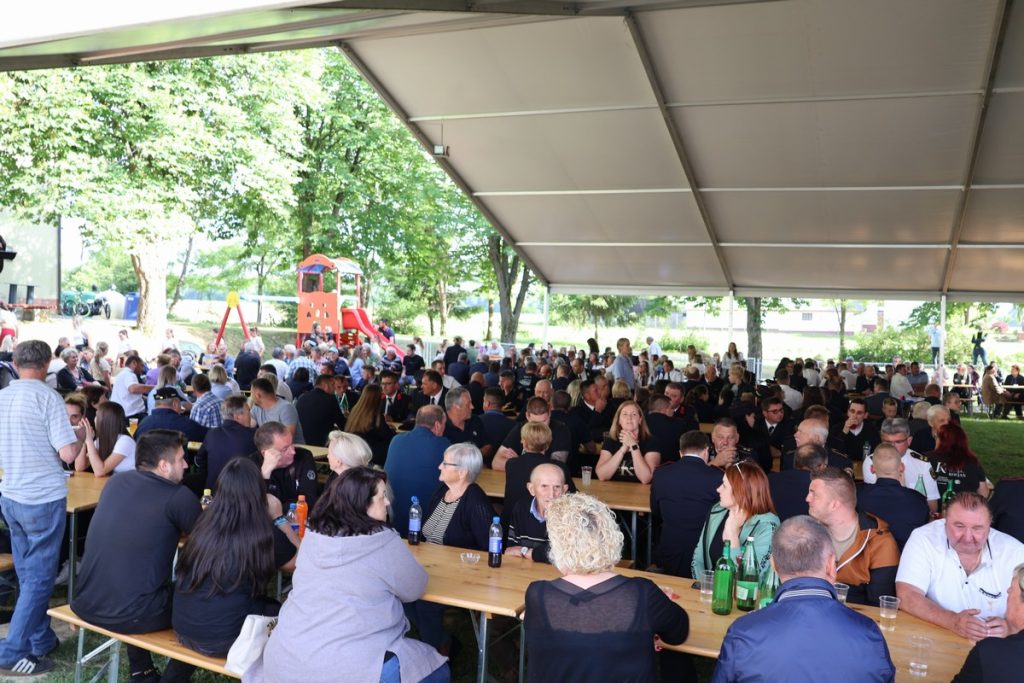 DVD Preseka, 100 godina (32) DVD Preseka, 100 godina (32)