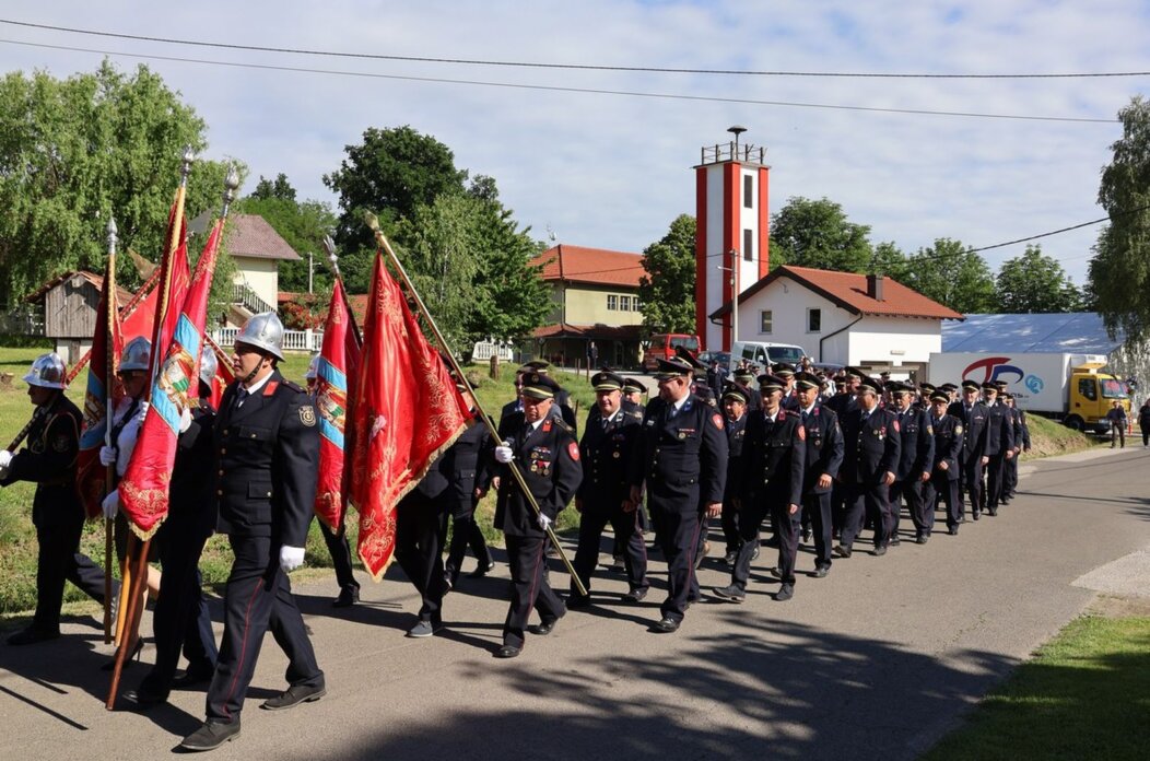 DVD Preseka 100 godina 38 DVD Preseka 100 godina 38