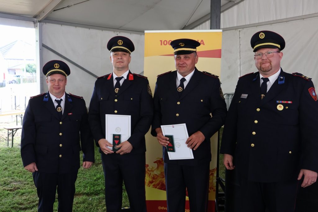 DVD Preseka, 100 godina (50) DVD Preseka, 100 godina (50)