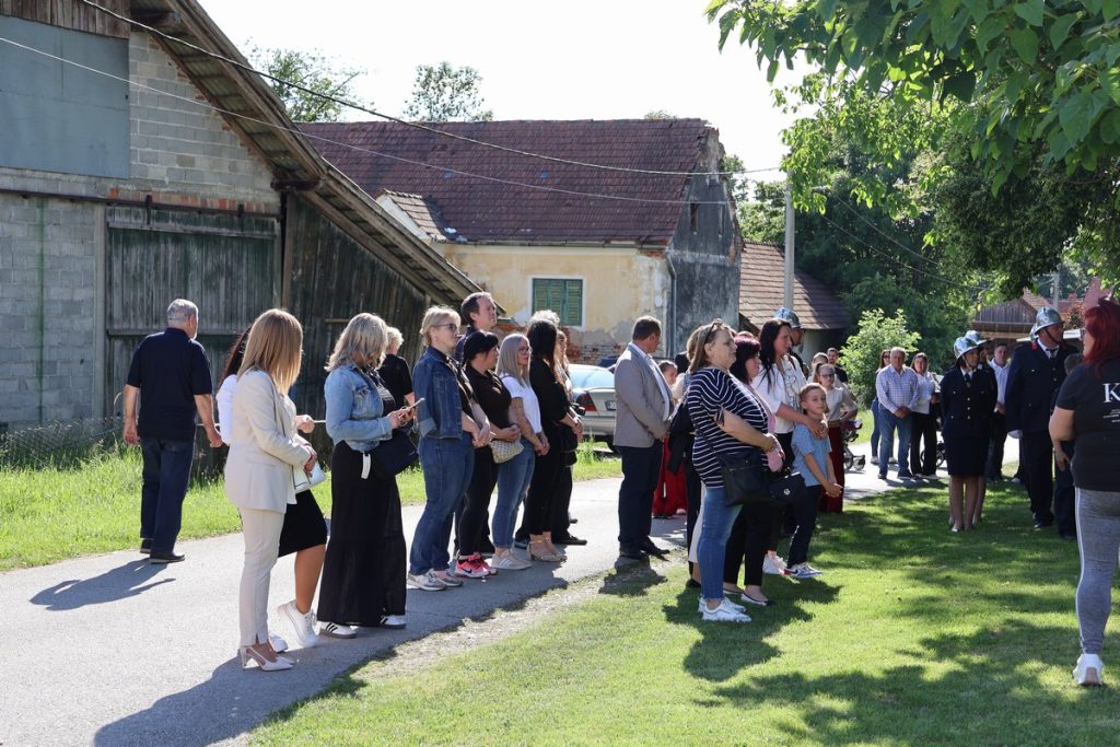 DVD Preseka, 100 godina (9) DVD Preseka, 100 godina (9)