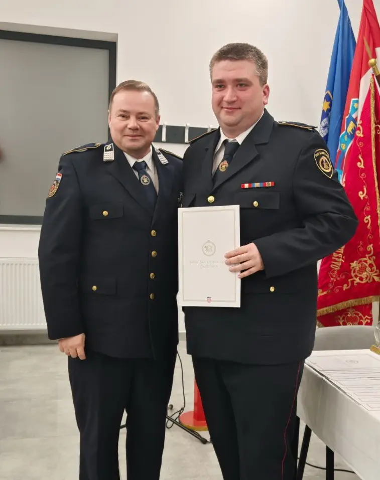 DVD SAVSKA VES (12) DVD SAVSKA VES (12)