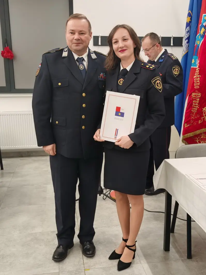 DVD SAVSKA VES (15) DVD SAVSKA VES (15)