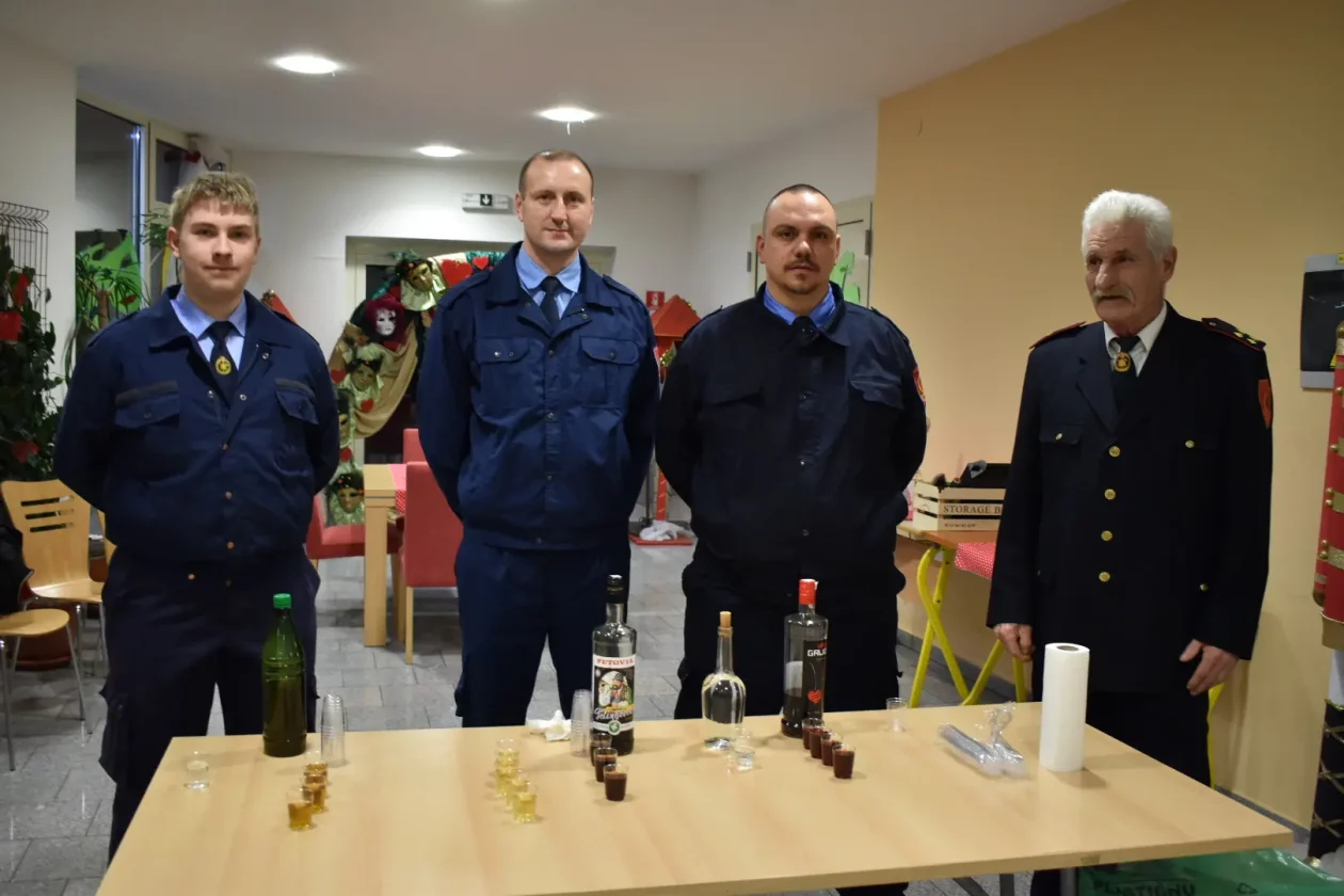 DVD STRAHONINEC IZBORNA SKUPŠTINA (8)