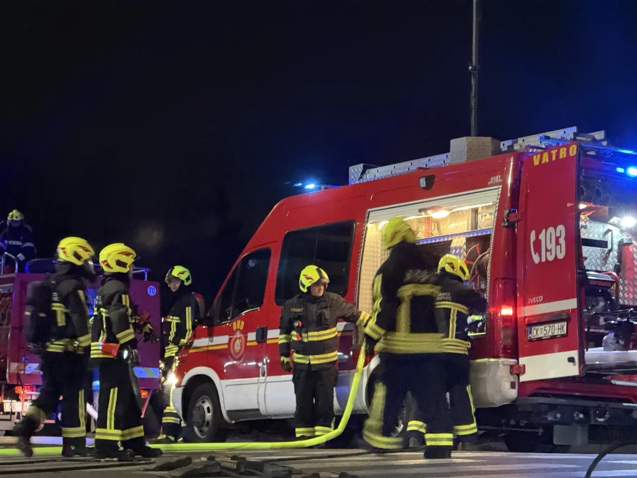 DVD STRAHONINEC vatrogasne vježbe adria oil (12)