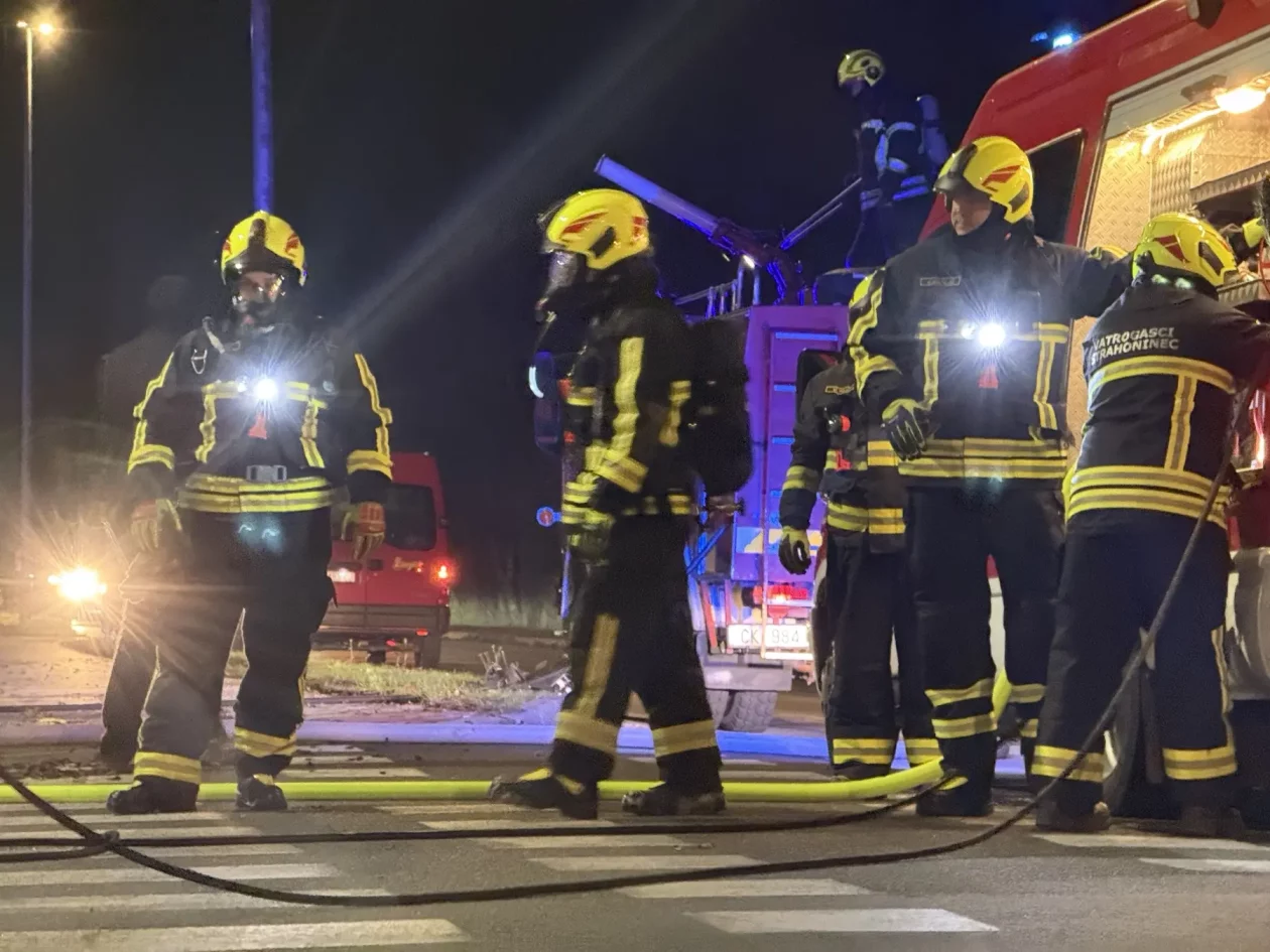 DVD STRAHONINEC vatrogasne vježbe adria oil (14)