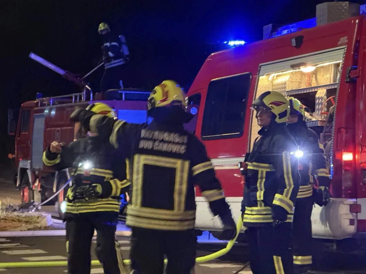 DVD STRAHONINEC vatrogasne vježbe adria oil (16)