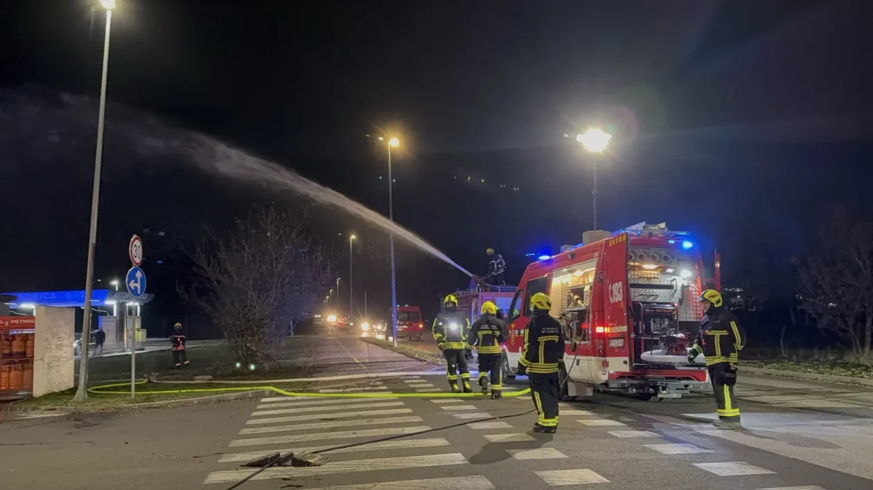 DVD STRAHONINEC vatrogasne vježbe adria oil (19)