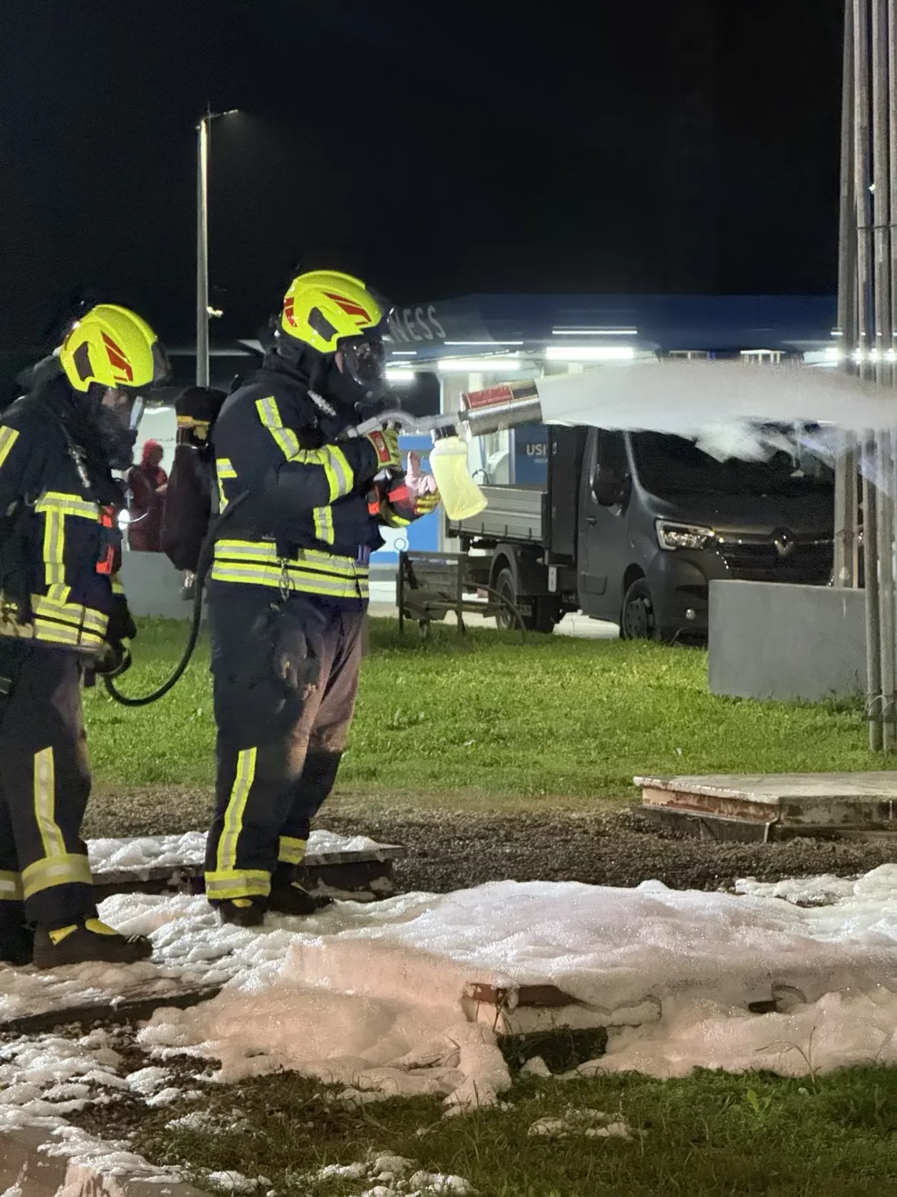 DVD STRAHONINEC vatrogasne vježbe adria oil (8)