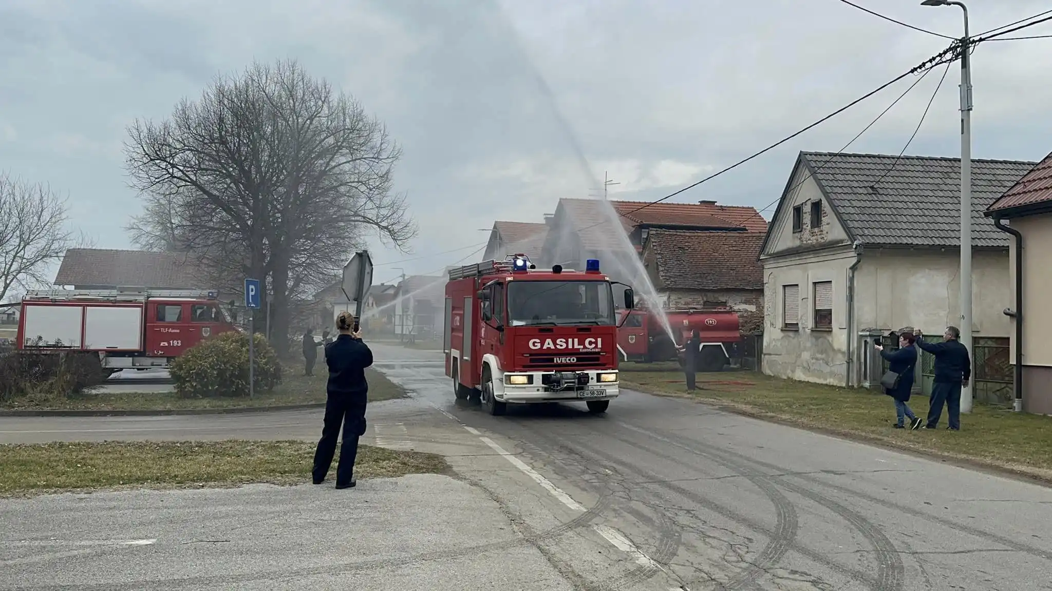 DVD Sivica novo vozilo (2)