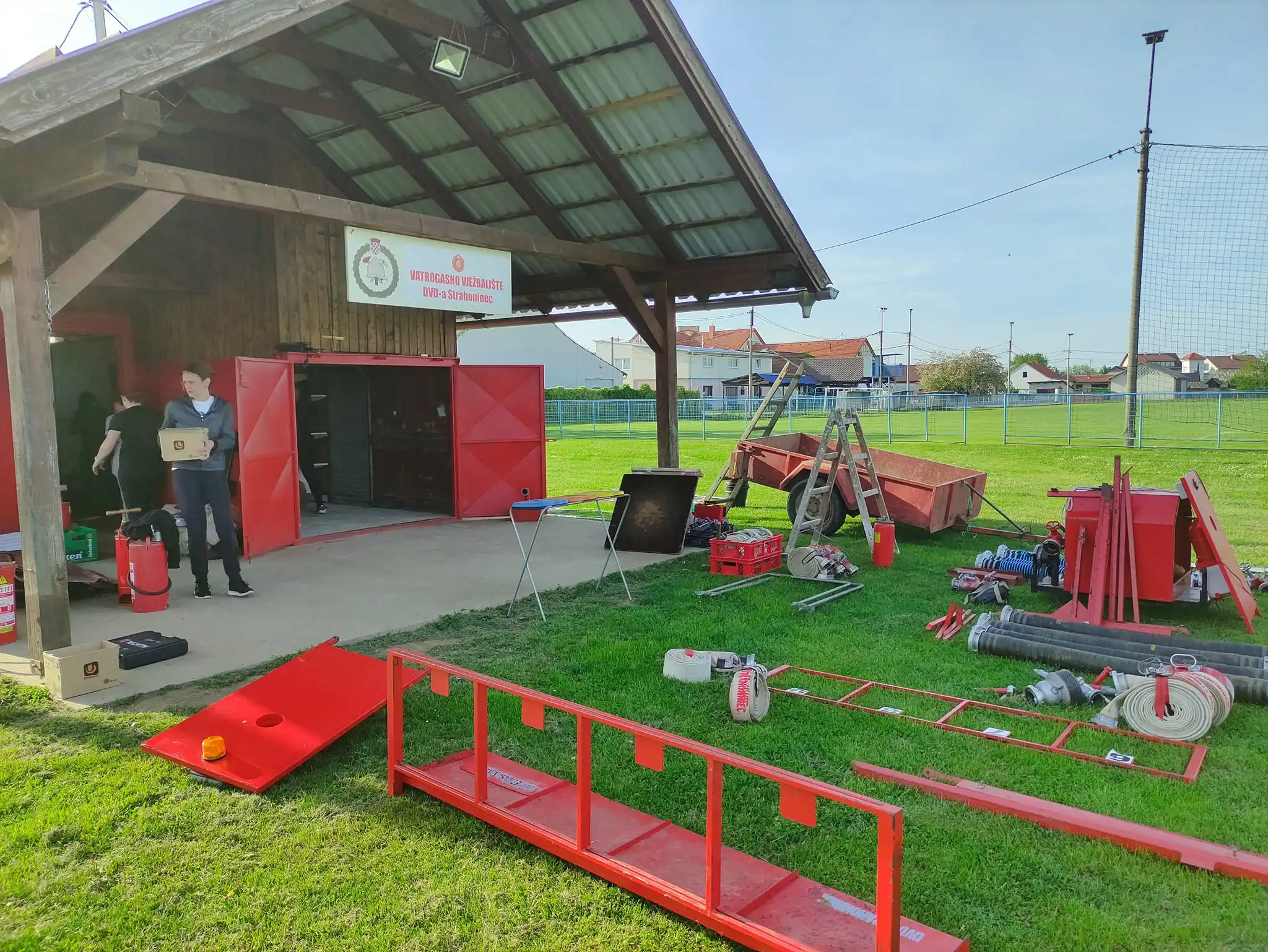 DVD Strahoninec – uređenje vatrogasnog poligona (2) DVD Strahoninec – uređenje vatrogasnog poligona (2)