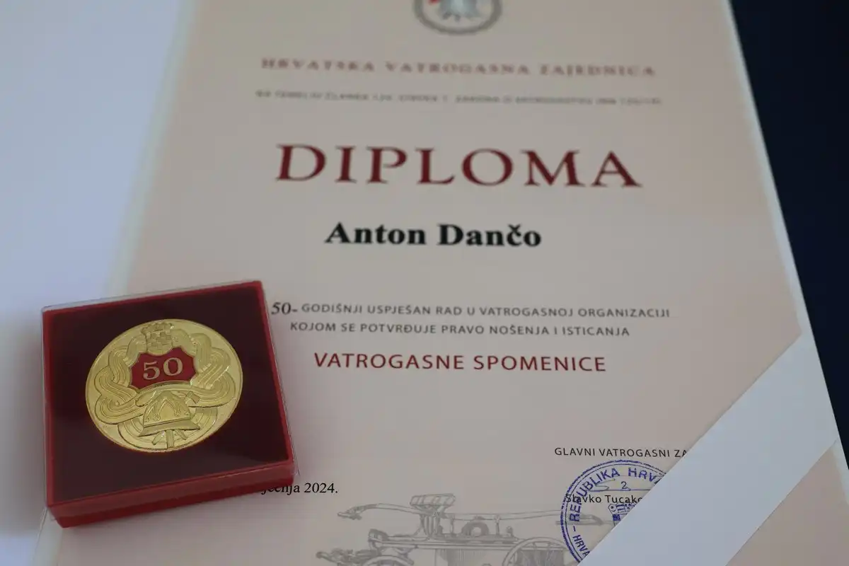 DVD Totovec obilježio 100 godina 2024 (13) DVD Totovec obilježio 100 godina 2024 (13)