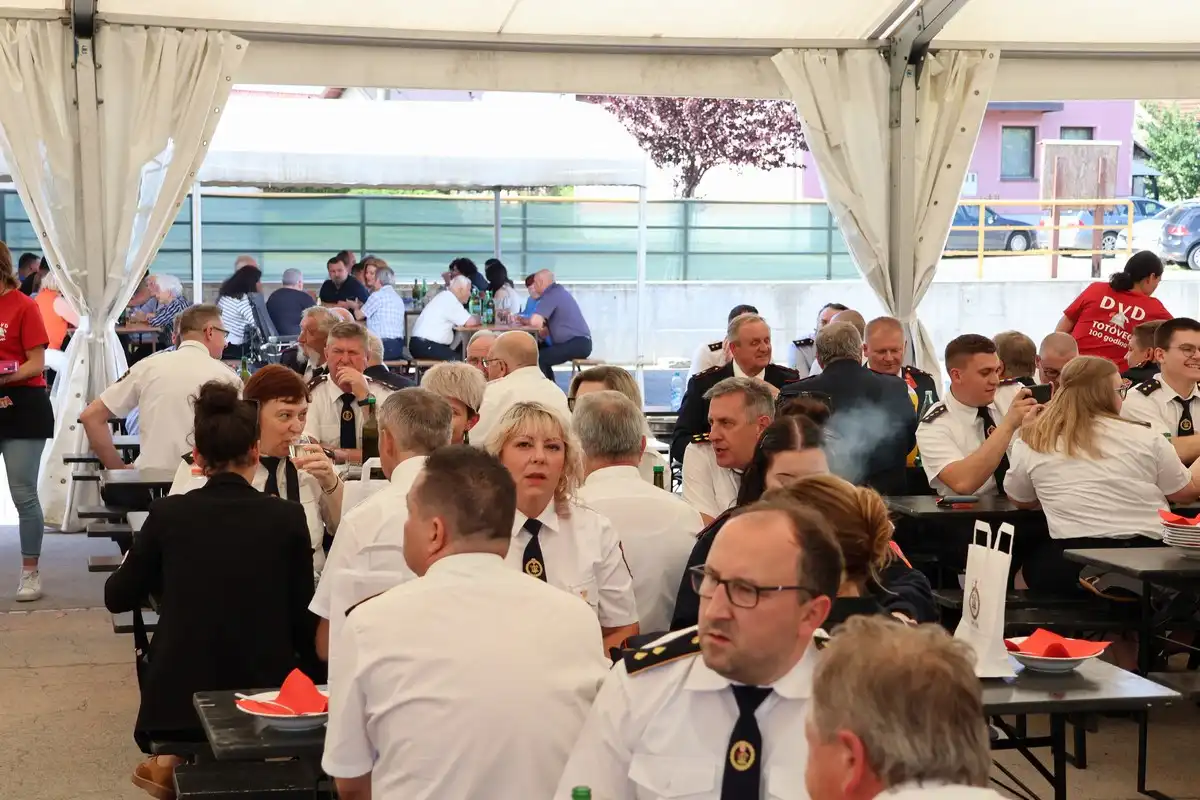 DVD Totovec obilježio 100 godina 2024 (19) DVD Totovec obilježio 100 godina 2024 (19)