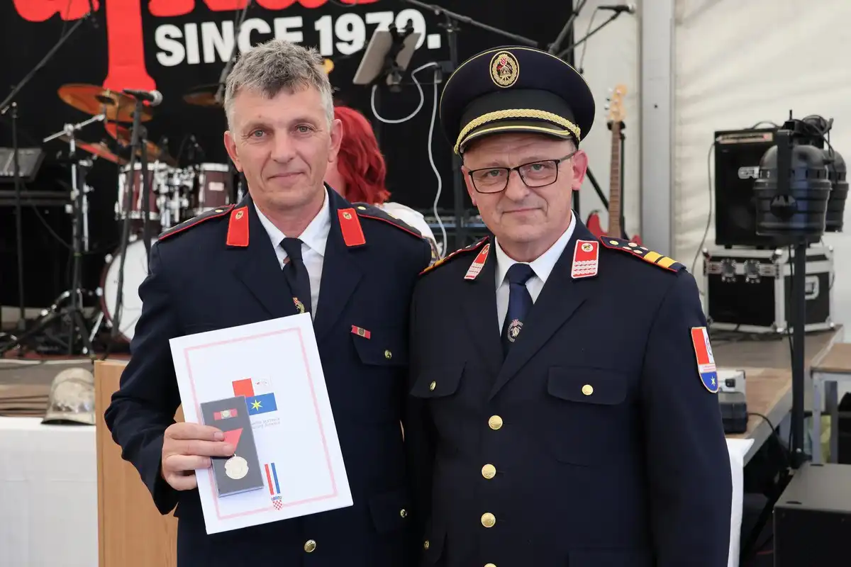 DVD Totovec obilježio 100 godina 2024 (28) DVD Totovec obilježio 100 godina 2024 (28)