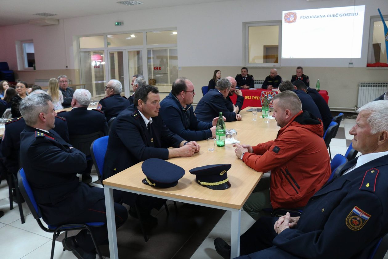 DVD VULARIJA (12) DVD VULARIJA (12)