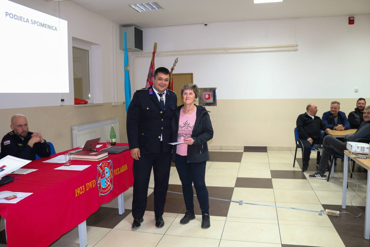 DVD VULARIJA (18) DVD VULARIJA (18)