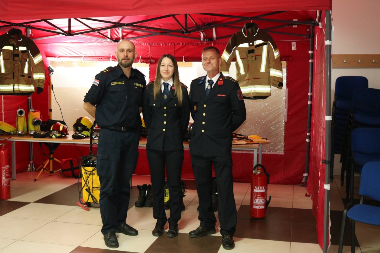 DVD VULARIJA (6) DVD VULARIJA (6)