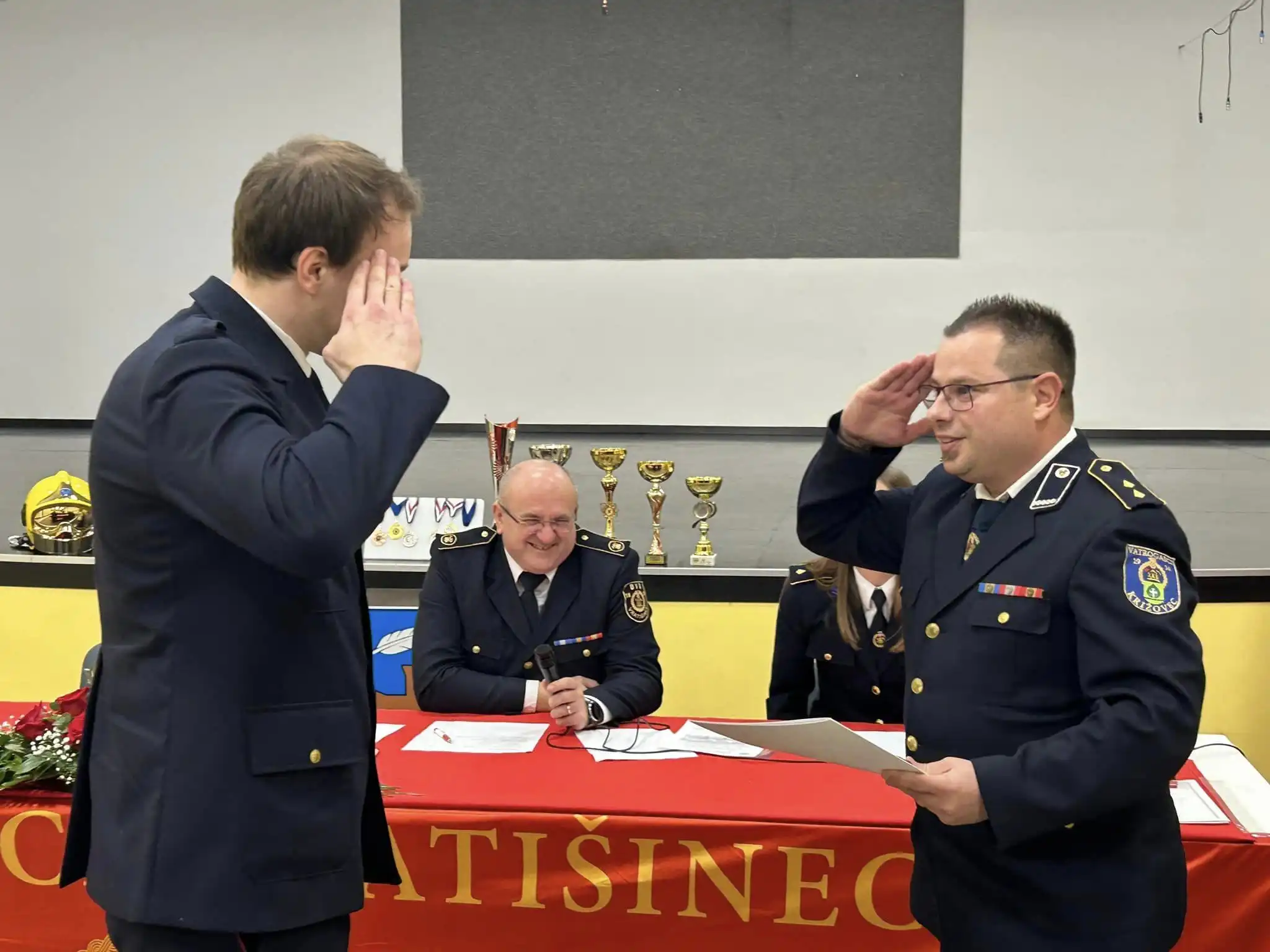 DVD Vratišinec, skupština (12) DVD Vratišinec, skupština (12)