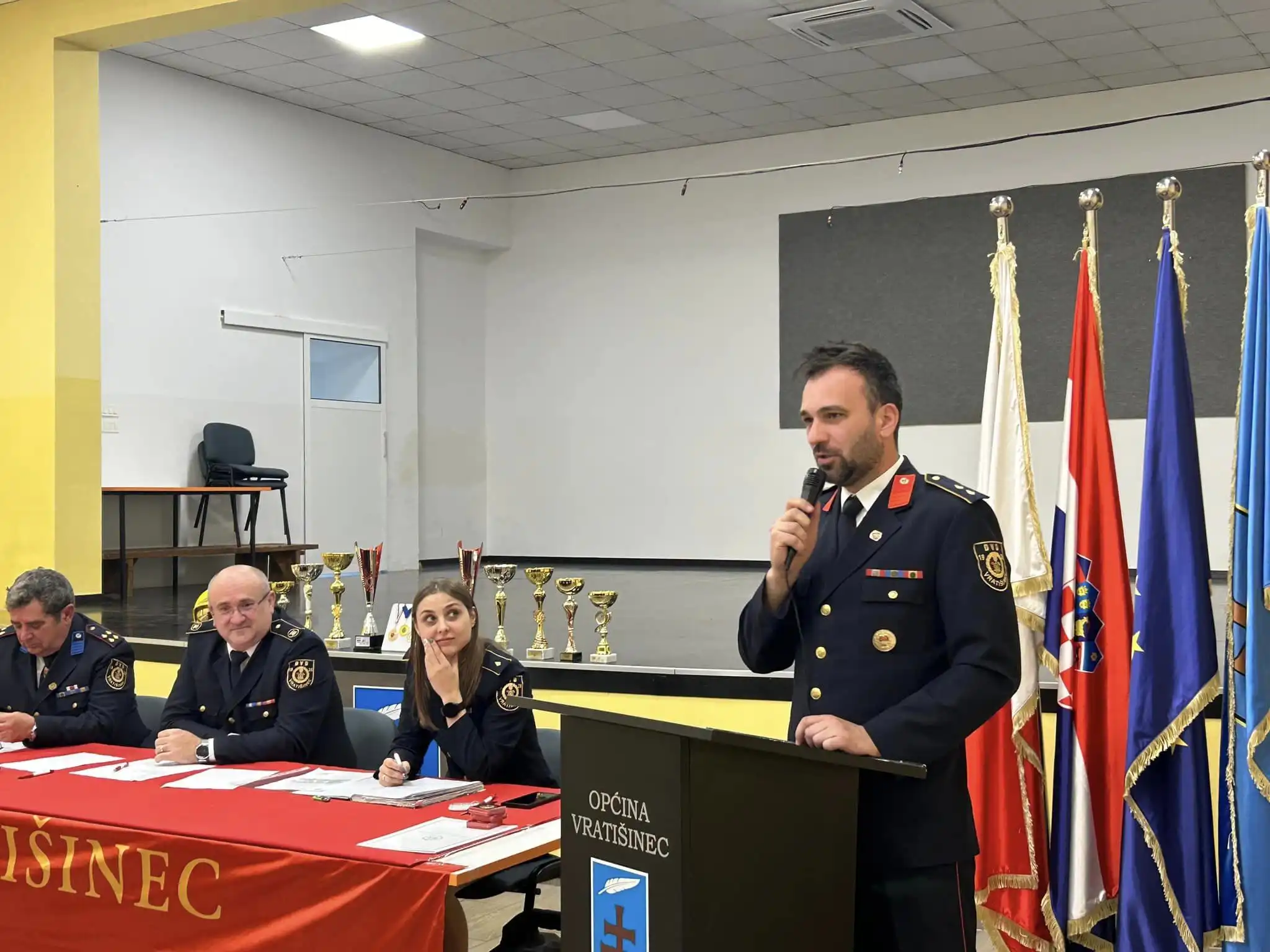 DVD Vratišinec, skupština (27) DVD Vratišinec, skupština (27)