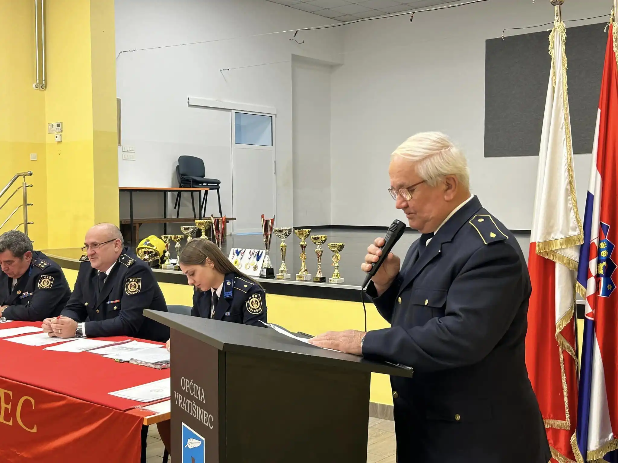 DVD Vratišinec, skupština (36) DVD Vratišinec, skupština (36)