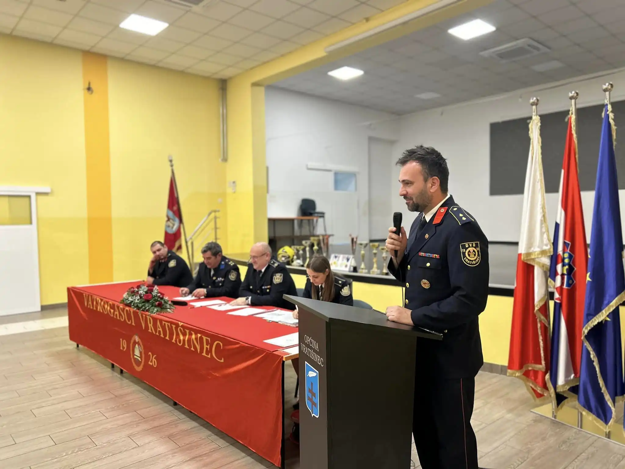 DVD Vratišinec, skupština (38) DVD Vratišinec, skupština (38)