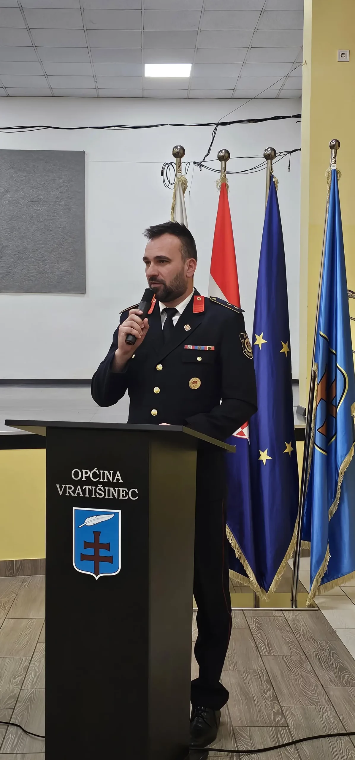 DVD Vratišinec, skupština (8) DVD Vratišinec, skupština (8)