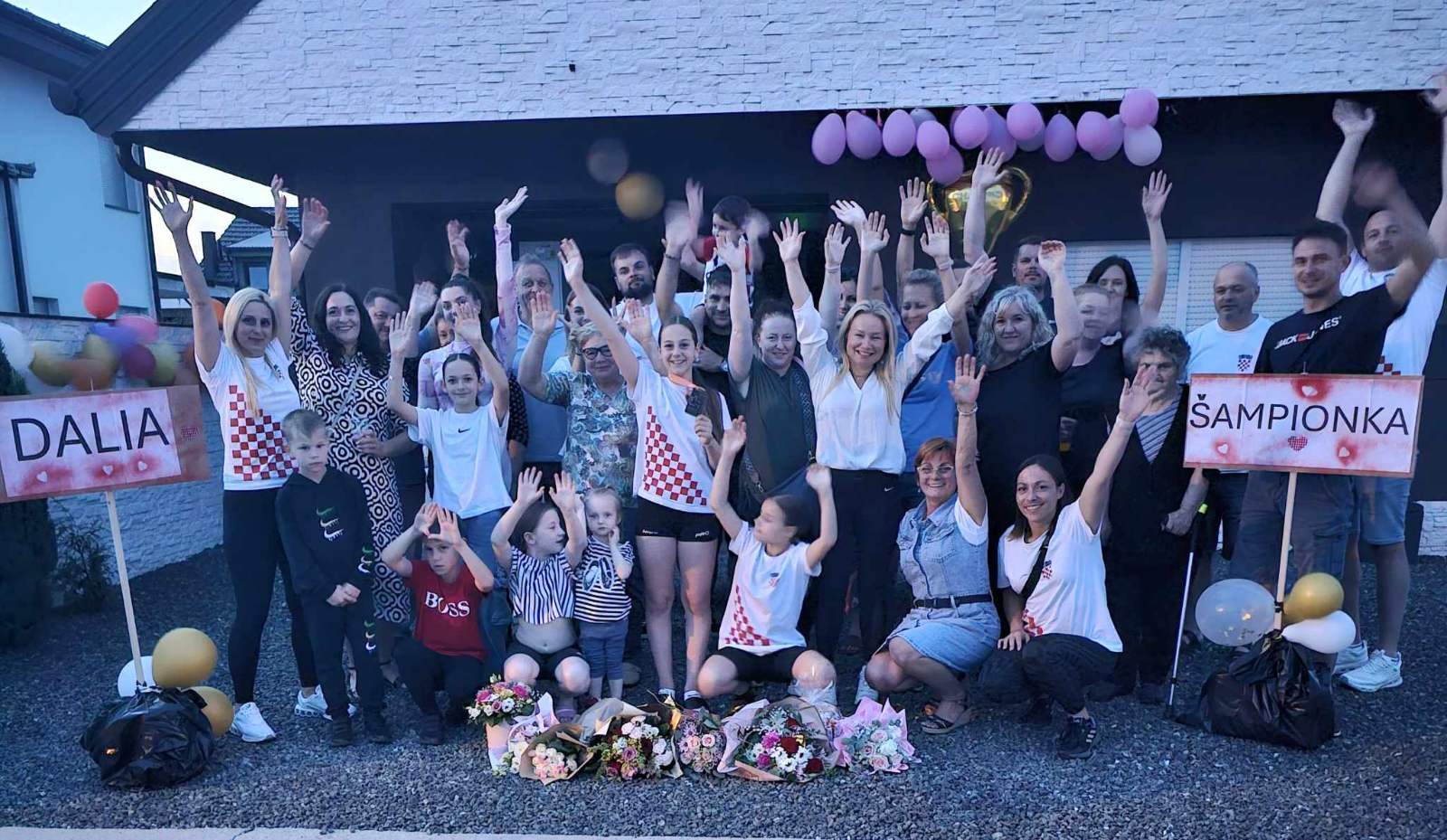 Dalia Šestak doček, Prelog (1)