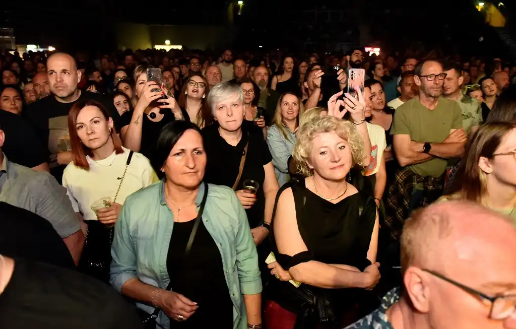 Damir Urban, Arena 13.4 (13)