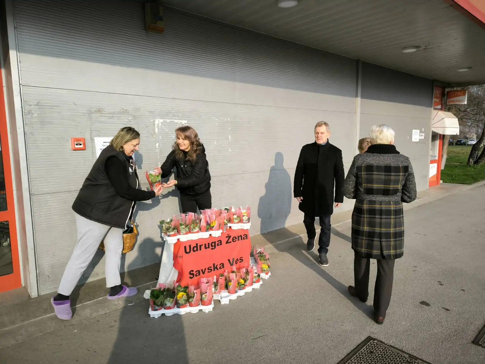 Dan Žena, Savska Ves, Udruga žena (2)