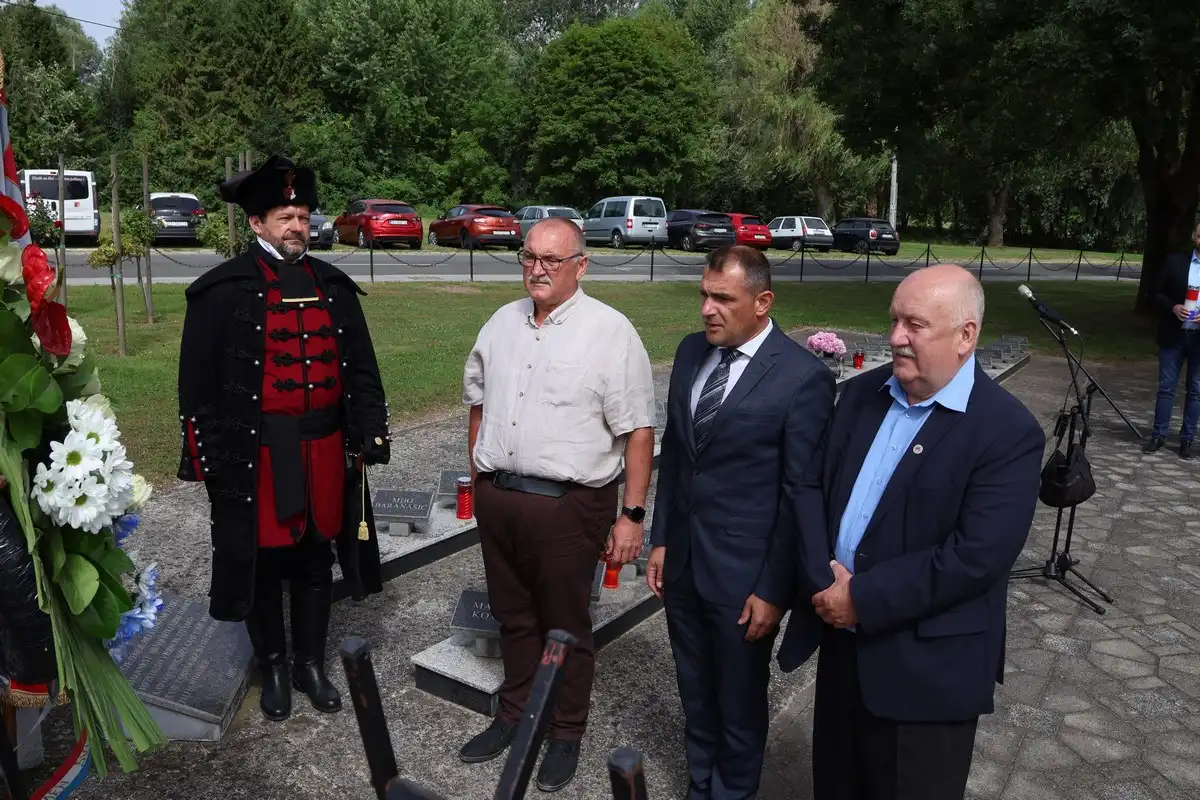 Dan-antifasisticke-borbe-32 Dan-antifasisticke-borbe-32