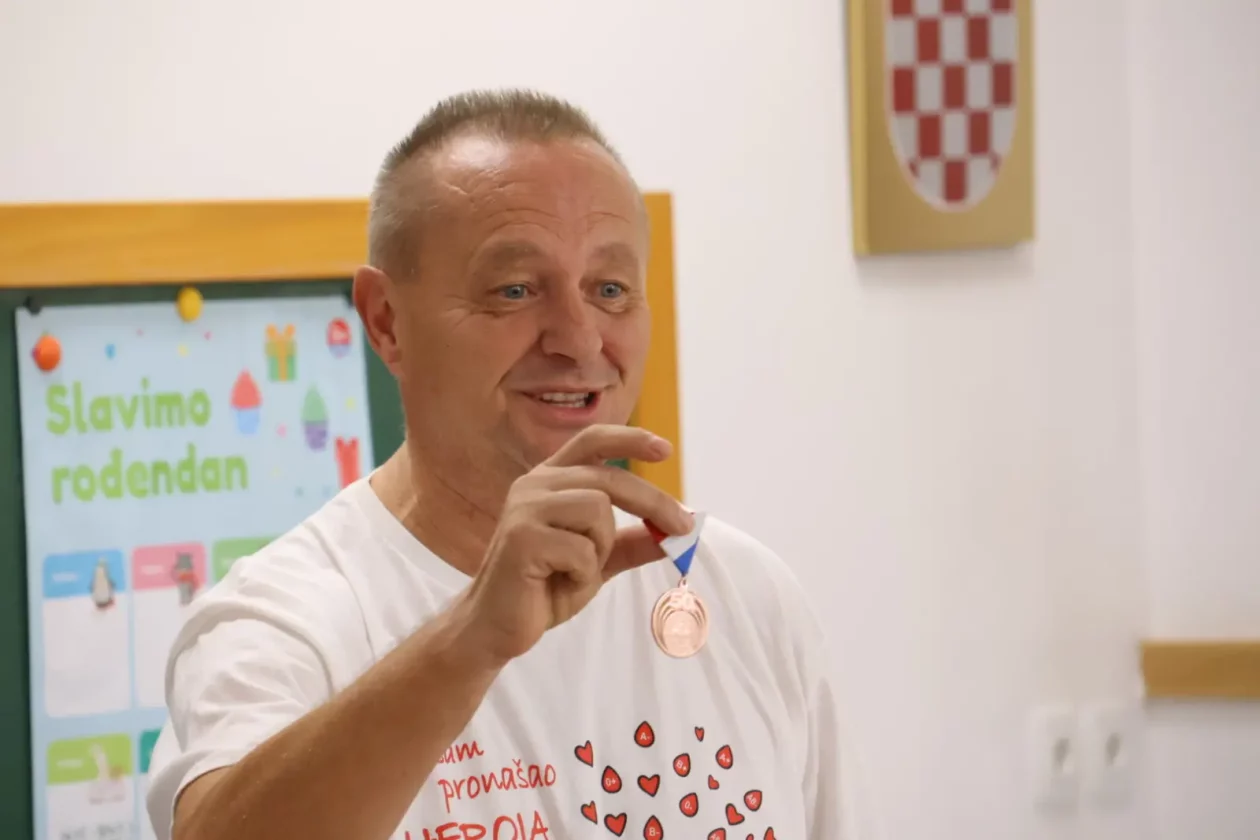 Dan darivatelja krvi, OŠ Draškovec, GDCK Prelog, Srećko Mirić (24) Dan darivatelja krvi, OŠ Draškovec, GDCK Prelog, Srećko Mirić (24)