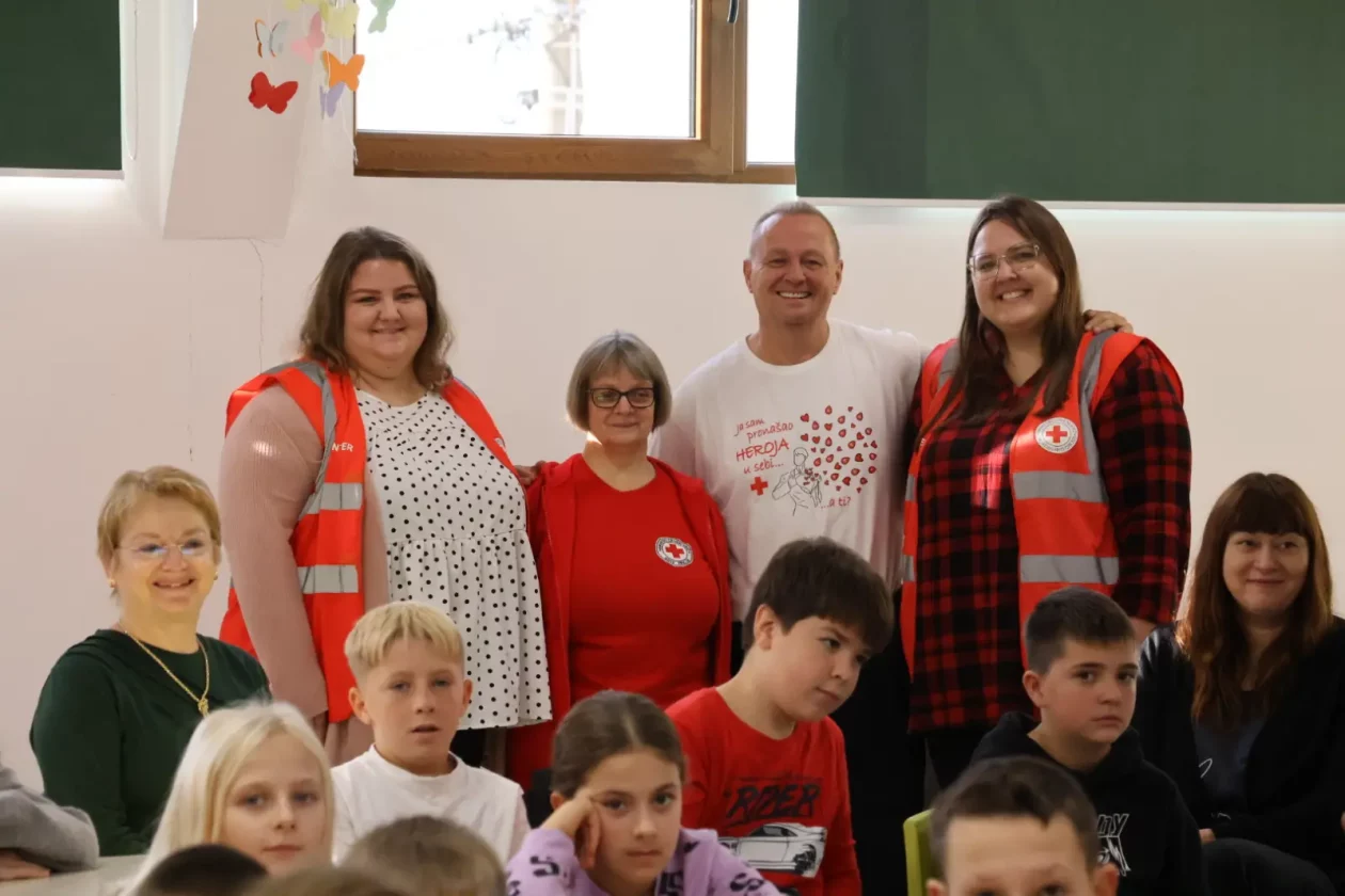 Dan darivatelja krvi, OŠ Draškovec, GDCK Prelog, Srećko Mirić (33) Dan darivatelja krvi, OŠ Draškovec, GDCK Prelog, Srećko Mirić (33)