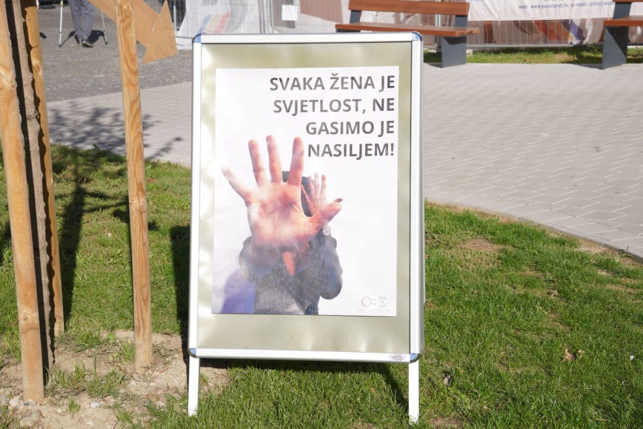 Dan nasilja nad (13)