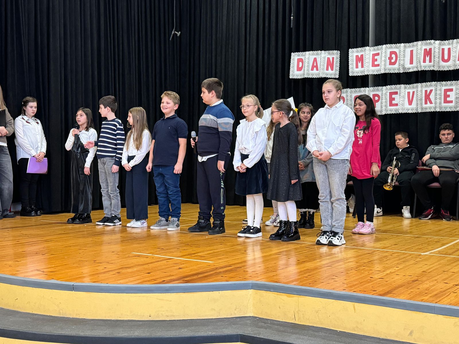 Dan popevke OŠ Domašinec 12