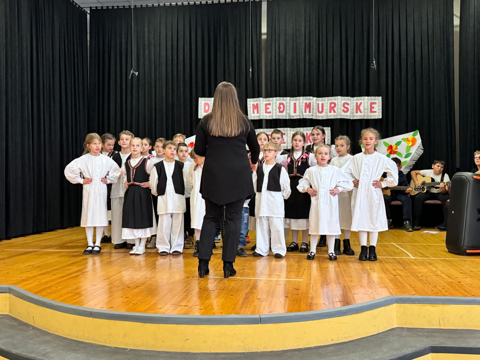 Dan popevke OŠ Domašinec 13