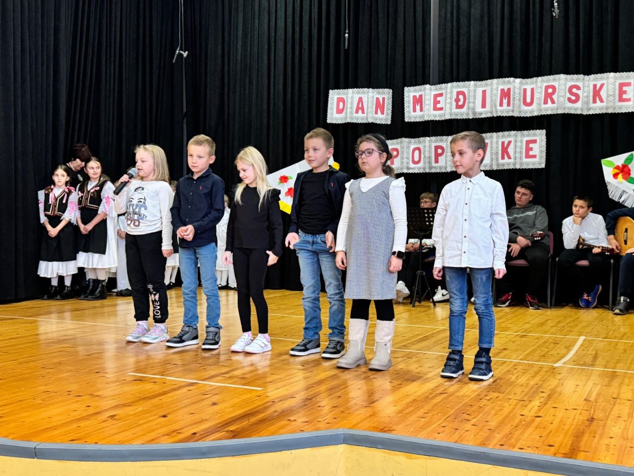 Dan popevke OŠ Domašinec 14