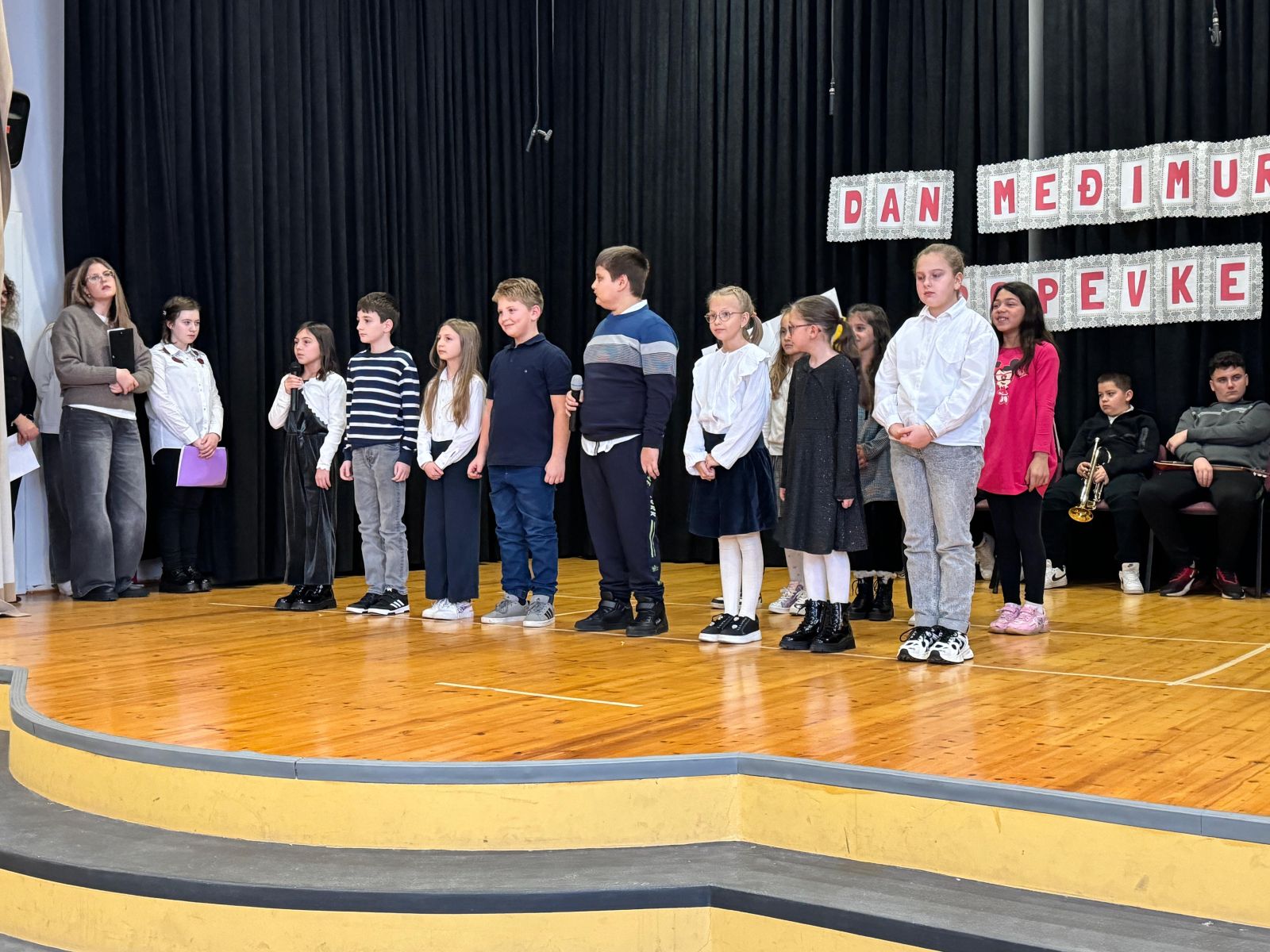 Dan popevke OŠ Domašinec 16