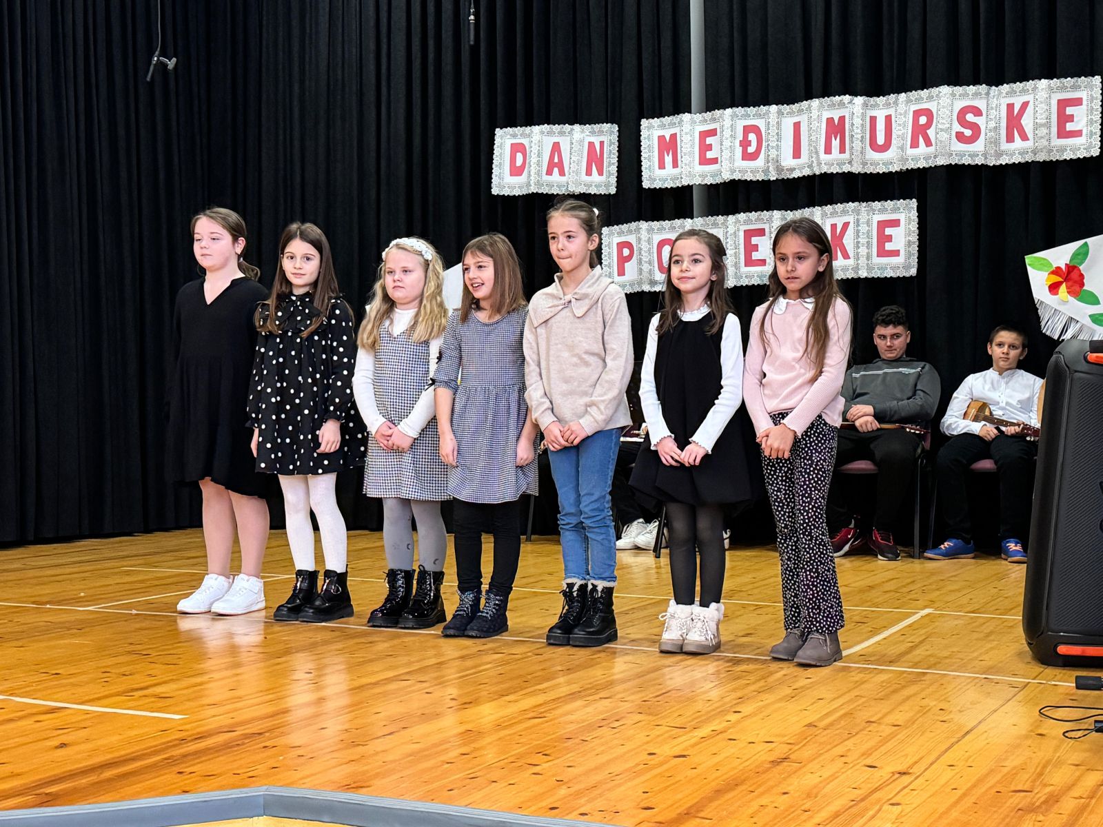 Dan popevke OŠ Domašinec 6