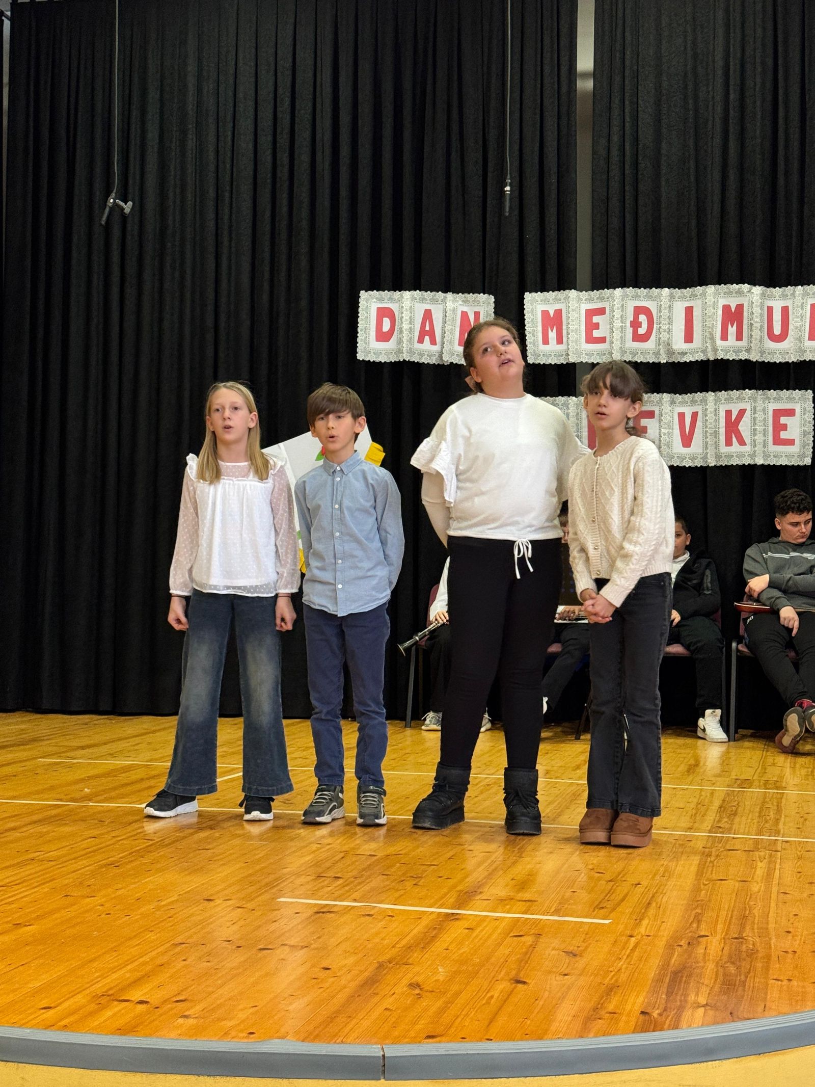 Dan popevke OŠ Domašinec 9