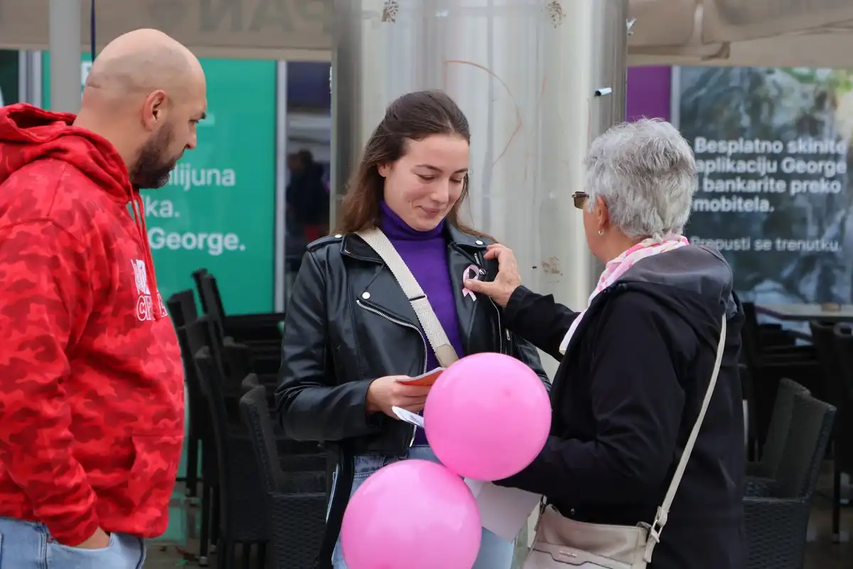 Dan ružičaste vrpce (15)