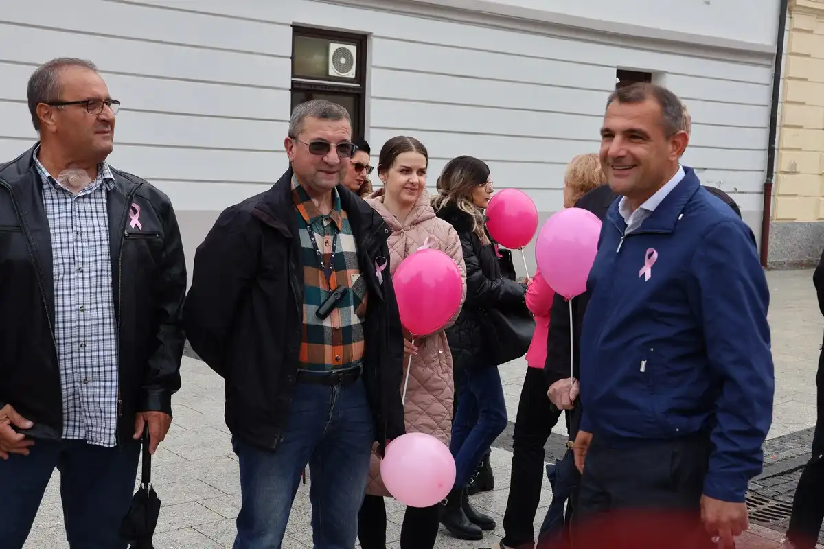 Dan ružičaste vrpce (16)