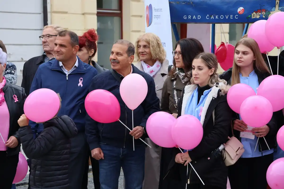 Dan ružičaste vrpce (20)