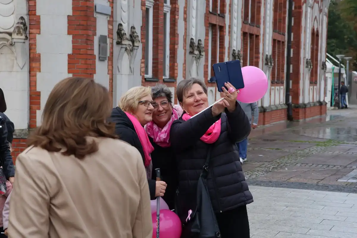 Dan ružičaste vrpce (24)