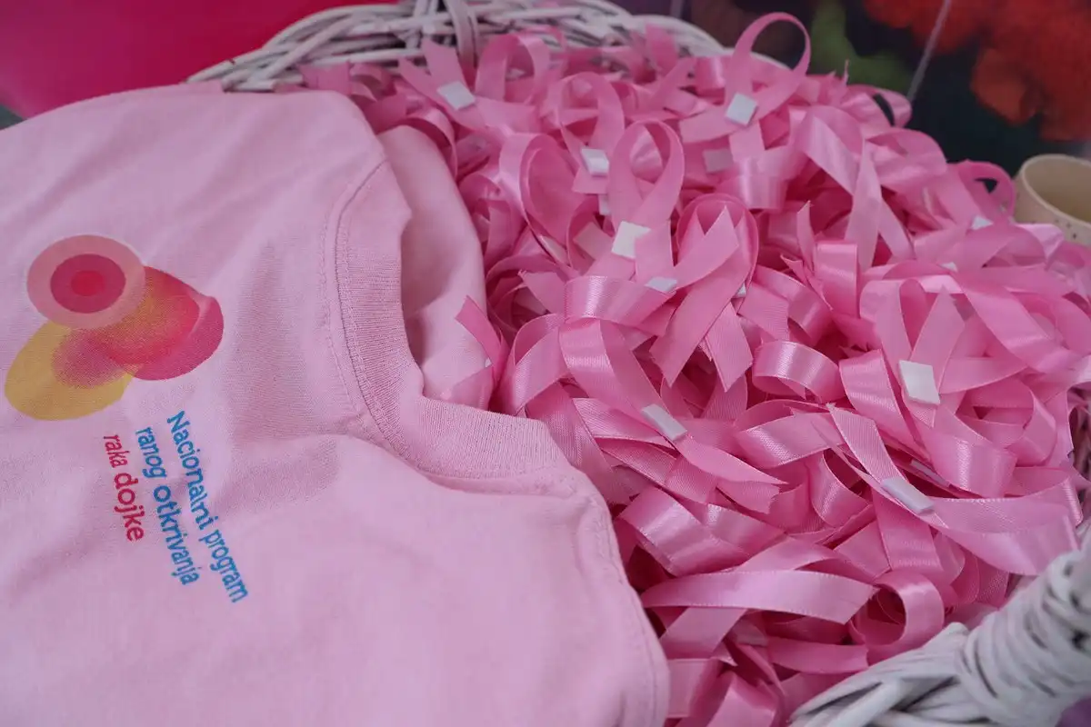 Dan ružičaste vrpce (6)