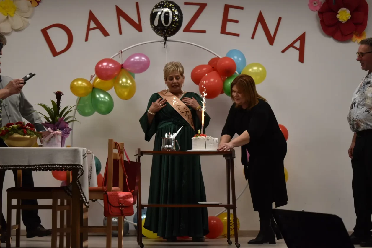 Dan žena Sivica (15)