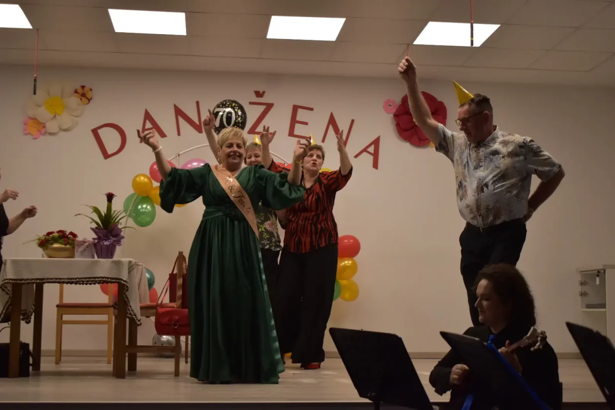 Dan žena Sivica (17)