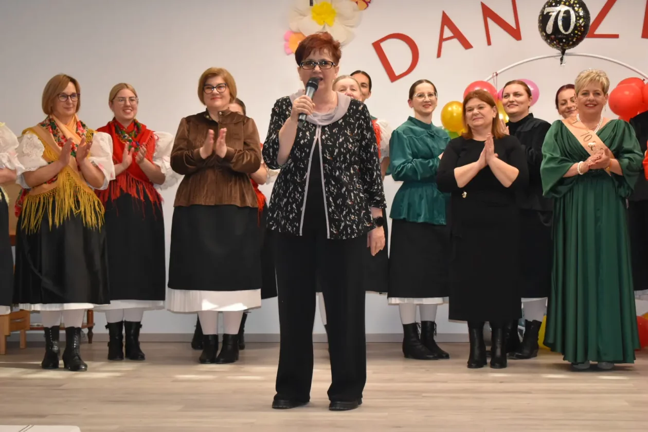 Dan žena Sivica (25)