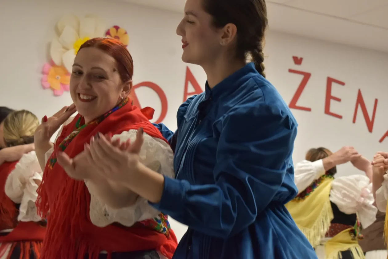 Dan žena Sivica (4)