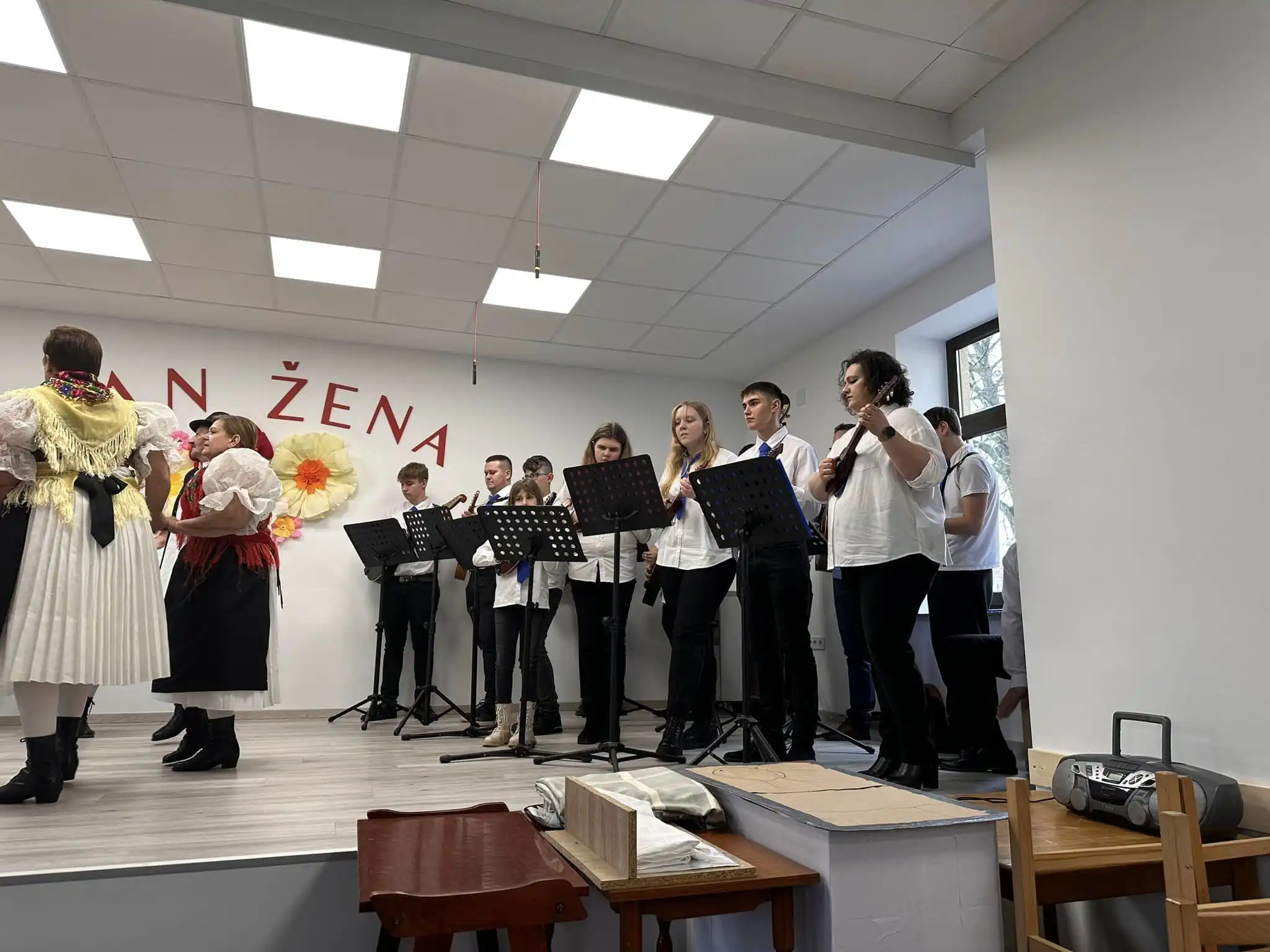 Dan žena Sivica, udruga žena sivica (17) Dan žena Sivica, udruga žena sivica (17)