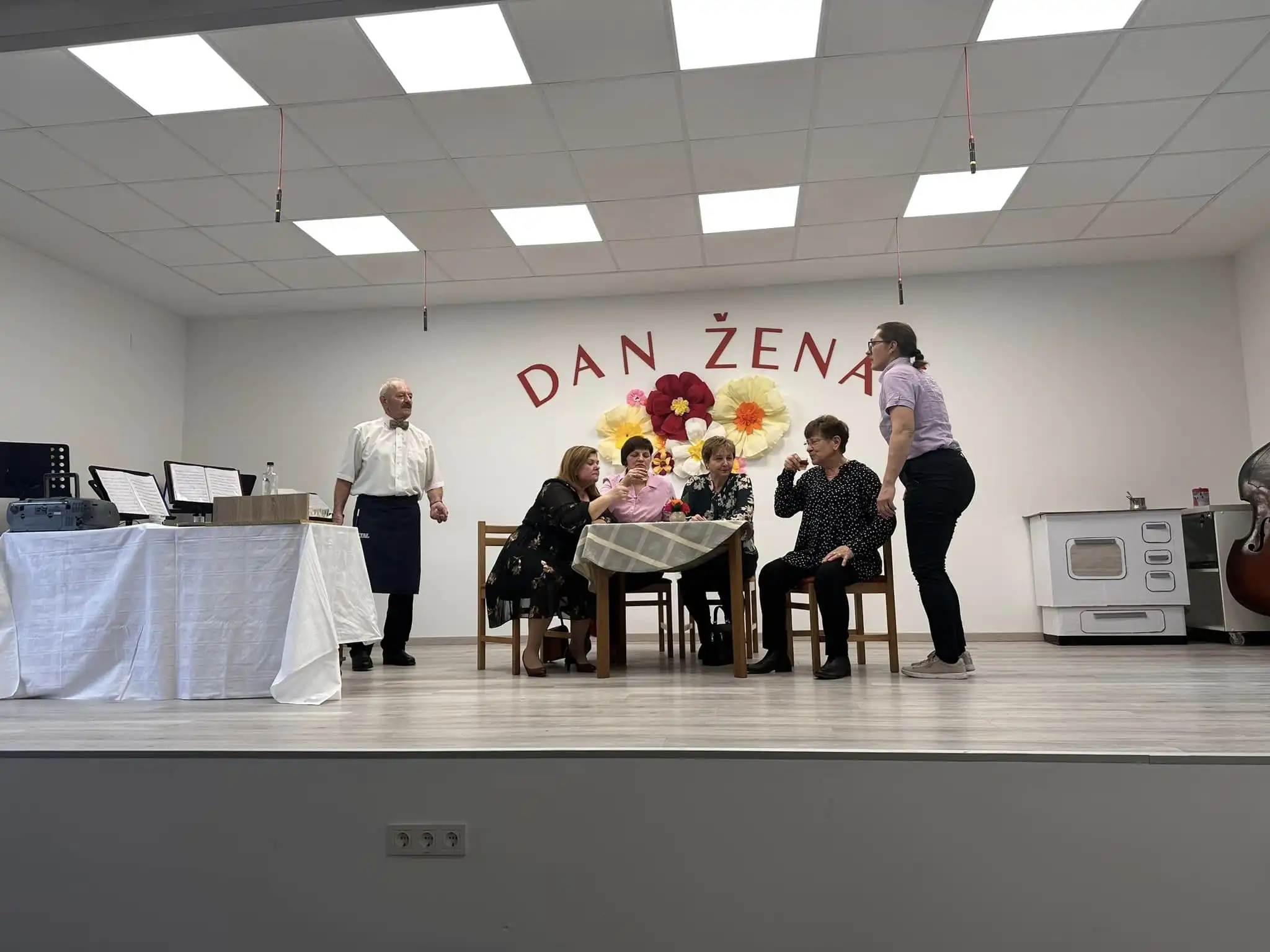 Dan žena Sivica, udruga žena sivica (21) Dan žena Sivica, udruga žena sivica (21)