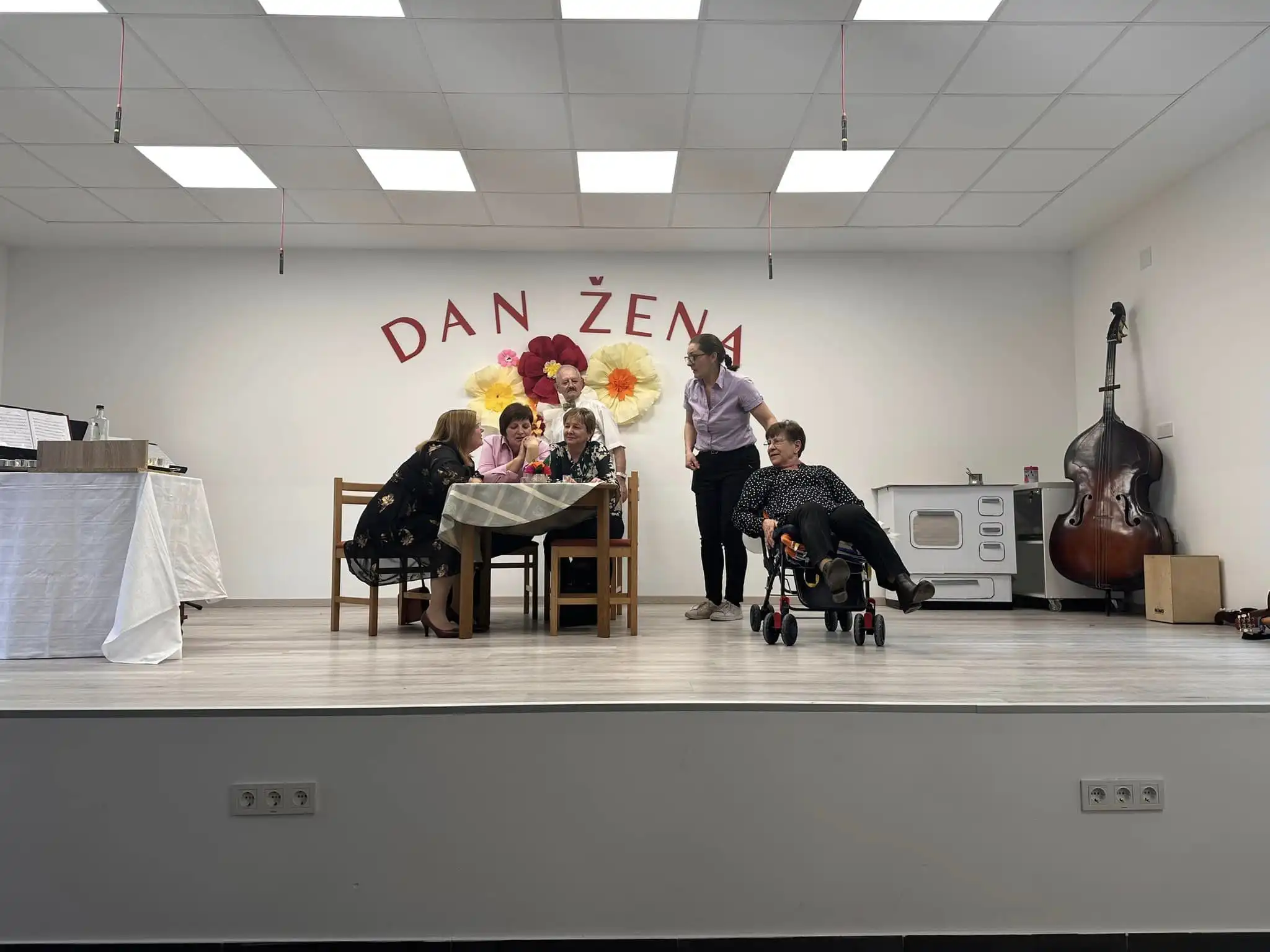 Dan žena Sivica, udruga žena sivica (23) Dan žena Sivica, udruga žena sivica (23)